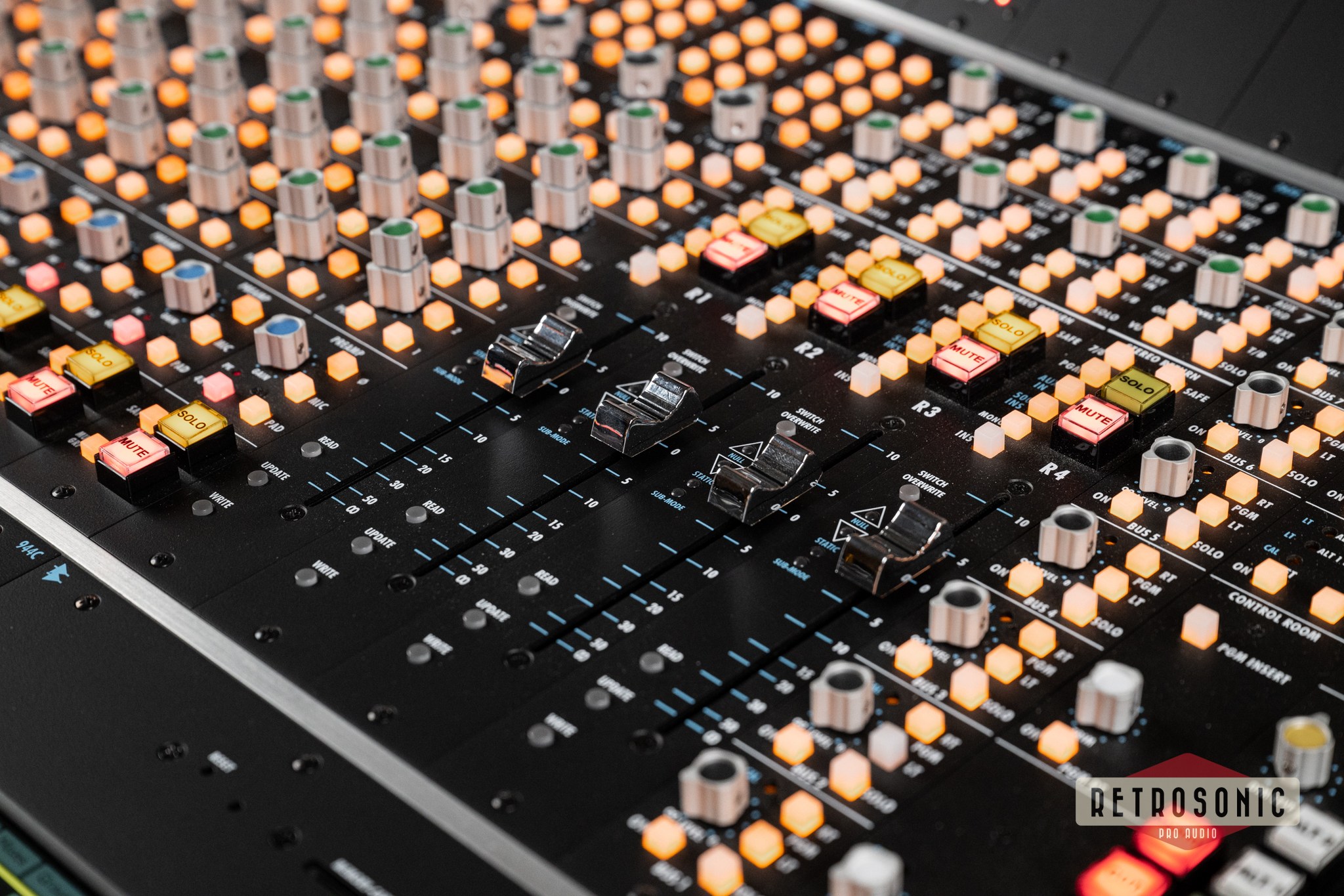 Api Audio 1608-IIA Mixing Console with Automation