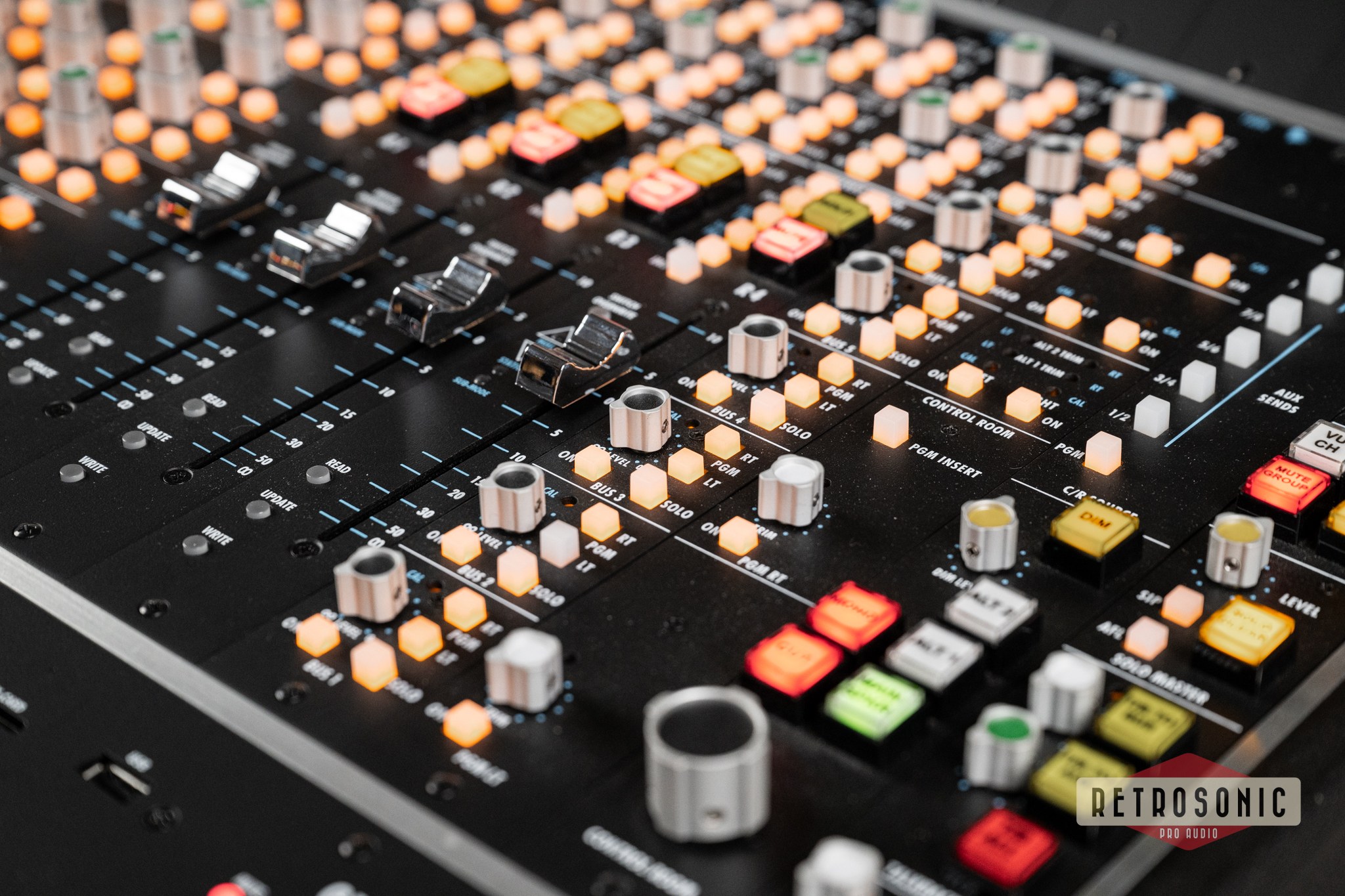 Api Audio 1608-IIA Mixing Console with Automation