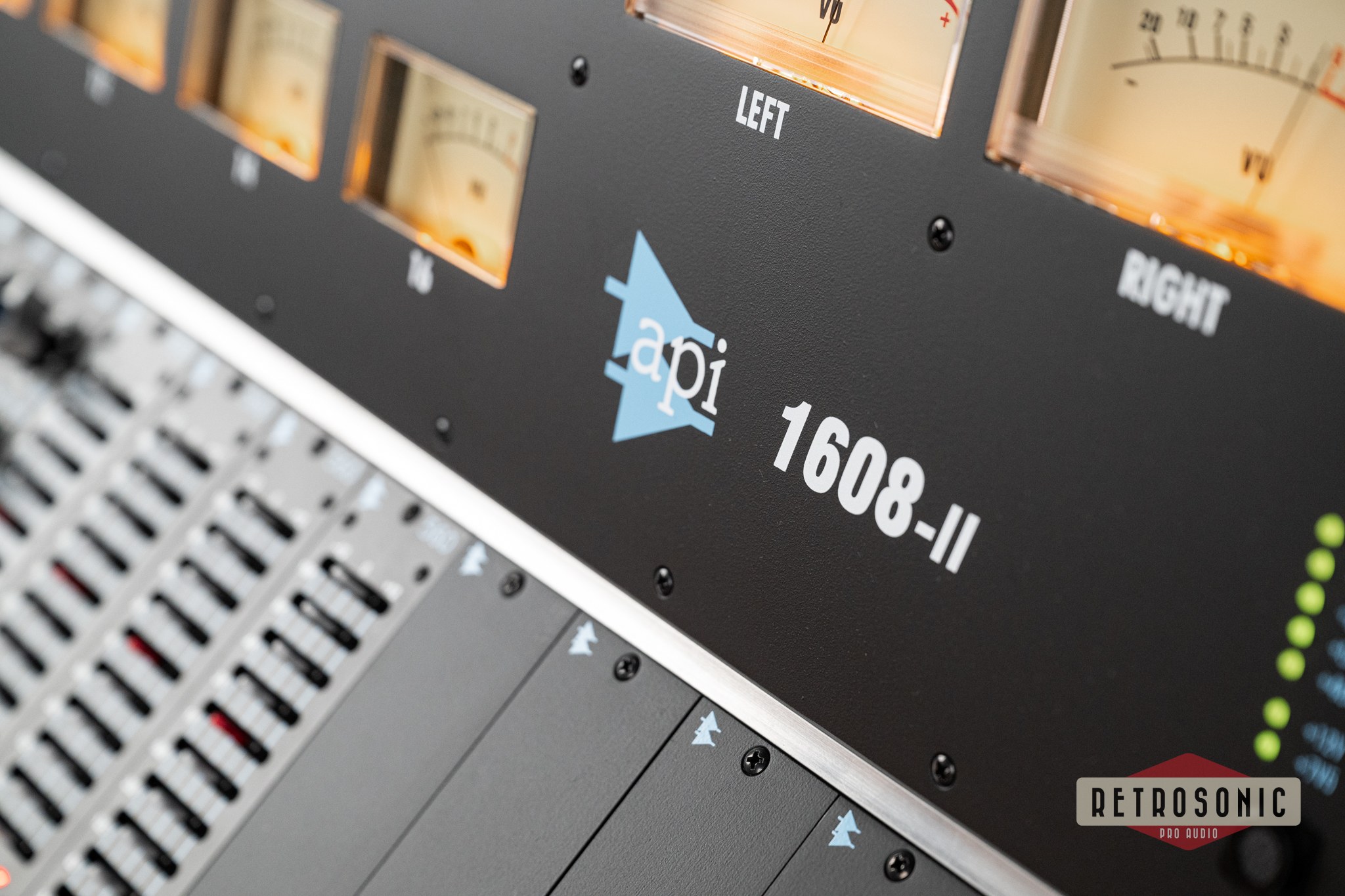 Api Audio 1608-IIA Mixing Console with Automation