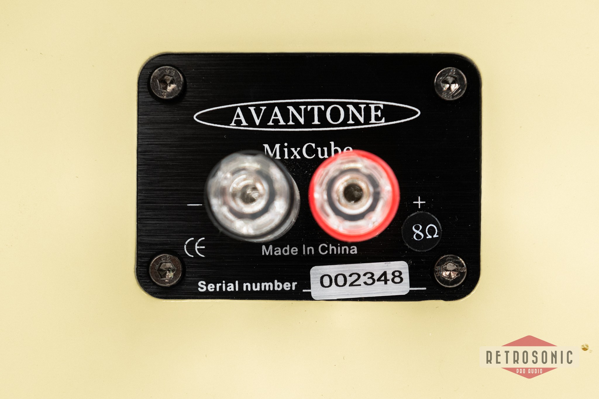 Avantone MixCubes Cream Passive Pair