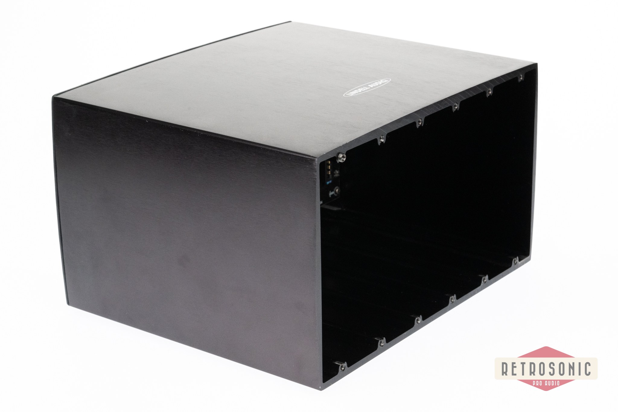 Lindell Audio 506 Power MkI 6-Slot 500-Series Chassis Lunchbox