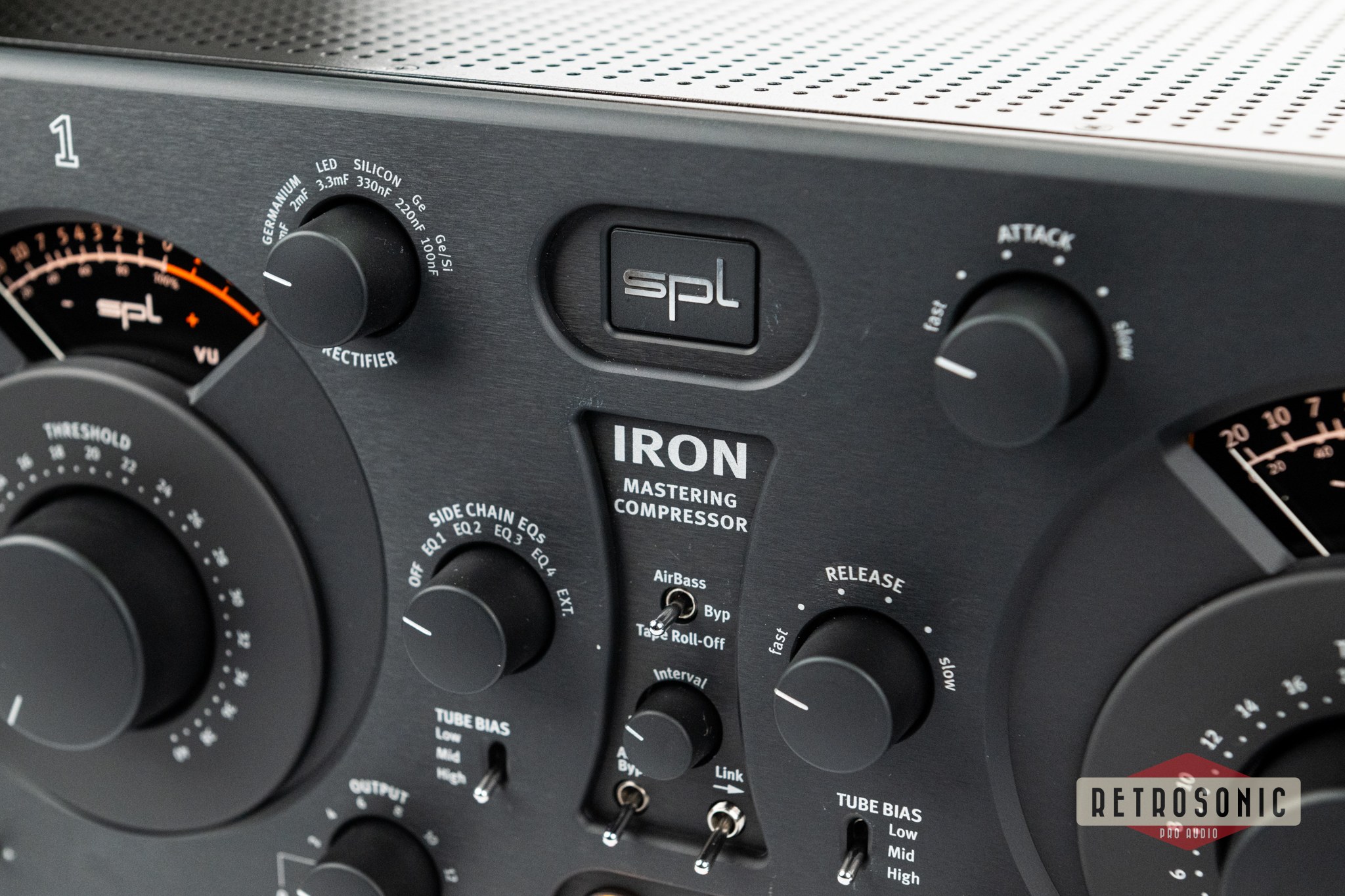 SPL IRON V2 Mastering Compressor Black/Black